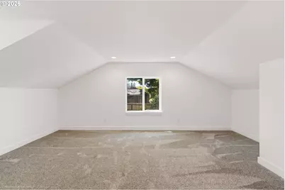 950 Exchange St, North Bend, OR 97459 - Photo 36
