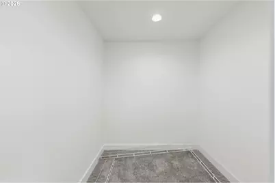 950 Exchange St, North Bend, OR 97459 - Photo 28