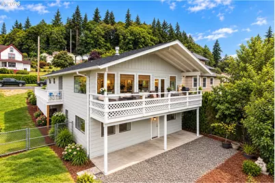 415 W D St, Rainier, OR 97048 - Photo 2