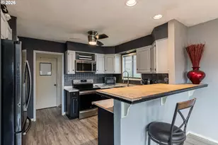 415 W D St, Rainier, OR 97048 - Photo 10
