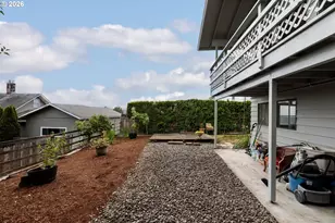 415 W D St, Rainier, OR 97048 - Photo 18