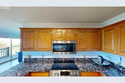 1303 Moore St #102, Brookings, OR 97415 - Photo 16