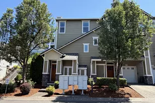 3810 Summerlinn Dr, West Linn, OR 97068 - Photo 2