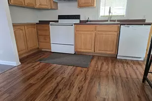 1125 58th St, Springfield, OR 97478 - Photo 8