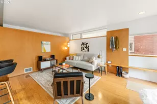 1310 SE 14th Ave, Portland, OR 97214 - Photo 4