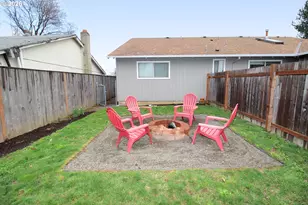 385 S Cherry Dr, Cornelius, OR 97113 - Photo 30