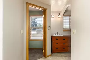 17118 SE Bush St, Portland, OR 97236 - Photo 24