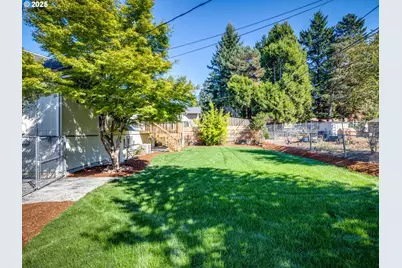 17118 SE Bush St, Portland, OR 97236 - Photo 36