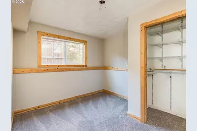 17118 SE Bush St, Portland, OR 97236 - Photo 34