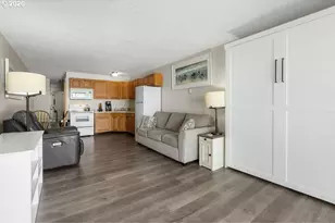 1415 NW 31st Pl, Lincoln City, OR 97367 - Photo 10