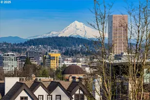 724 NW Westover Cir, Portland, OR 97210 - Photo 2