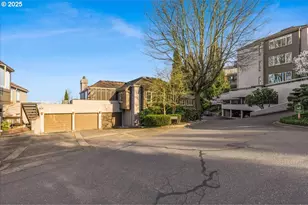 724 NW Westover Cir, Portland, OR 97210 - Photo 22