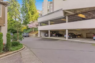 724 NW Westover Cir, Portland, OR 97210 - Photo 24