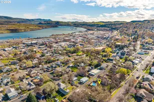 217 W 8th St, The Dalles, OR 97058 - Photo 44