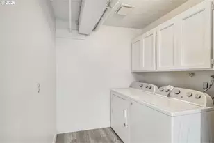 11525 SE Flavel St, Portland, OR 97266 - Photo 18