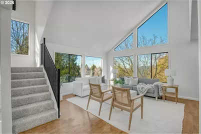 11525 SE Flavel St, Portland, OR 97266 - Photo 2