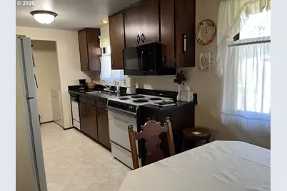 315 Heritage Ave, Eugene, OR 97404 - Photo 12