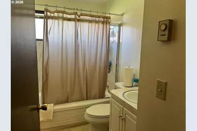 315 Heritage Ave, Eugene, OR 97404 - Photo 20