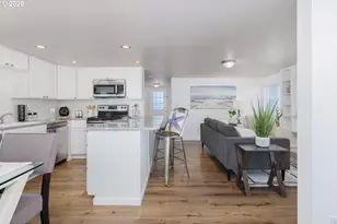 563/565 SW 4th St, Newport, OR 97365 - Photo 36