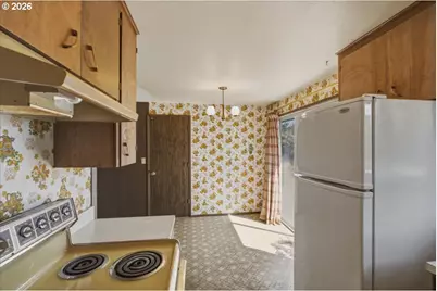 635 SW 56th St, Corvallis, OR 97333 - Photo 16