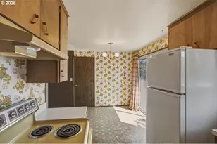 635 SW 56th St, Corvallis, OR 97333 - Photo 16