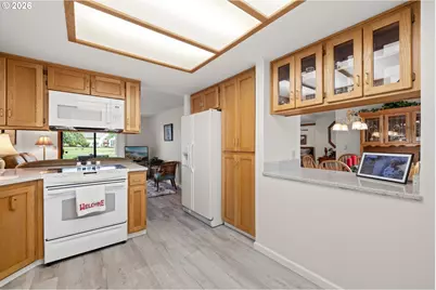 15724 NE Knott St, Portland, OR 97230 - Photo 16
