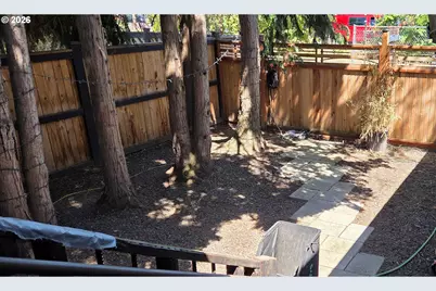 227 Waite St, Eugene, OR 97402 - Photo 8