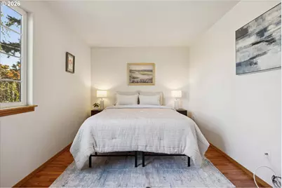 6318 NE Hassalo St, Portland, OR 97213 - Photo 26