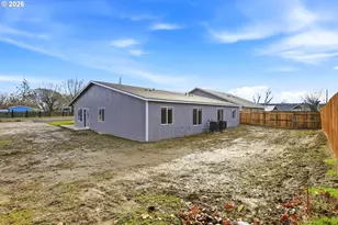 610 N Earl St, Stanfield, OR 97875 - Photo 18