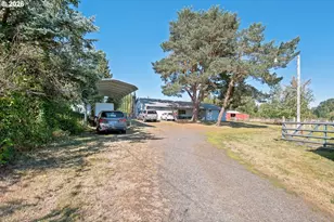 27205 SE Carl St, Gresham, OR 97080 - Photo 2