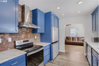 2928 NE 2nd Ave, Camas, WA 98607 - Photo 8