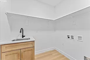 789 Riley Dr, Silverton, OR 97381 - Photo 14