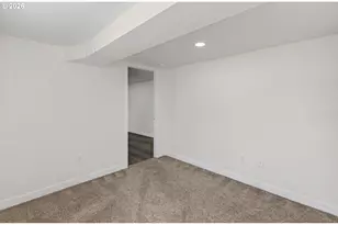 6907 N Maryland Ave, Portland, OR 97217 - Photo 32