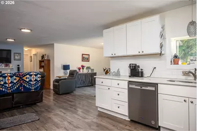 8300 SW Blake St, Tualatin, OR 97062 - Photo 2
