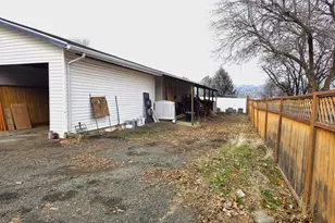 633 SE Hillcrest Rd, John Day, OR 97845 - Photo 8