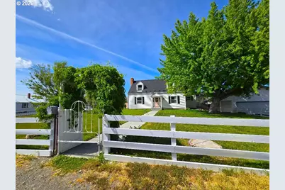 633 SE Hillcrest Rd, John Day, OR 97845 - Photo 1