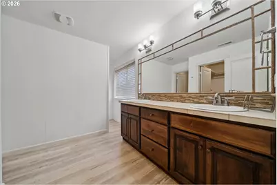 9975 SW Ledgestone Ct, Beaverton, OR 97007 - Photo 22