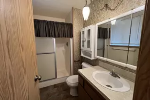 1804 NE Todd St, Roseburg, OR 97470 - Photo 16