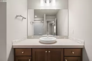 8032 SE Butternut Creek Pkwy, Hillsboro, OR 97123 - Photo 32