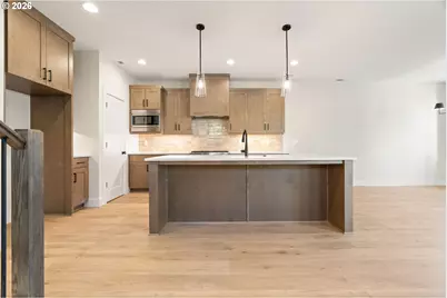 2947 NW 114th Ter, Portland, OR 97229 - Photo 8