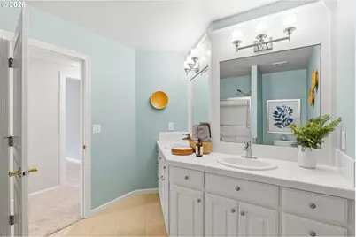 12083 NW Blackhawk Dr, Portland, OR 97229 - Photo 20