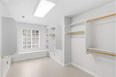 12083 NW Blackhawk Dr, Portland, OR 97229 - Photo 18