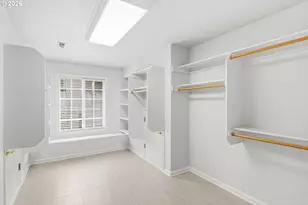 12083 NW Blackhawk Dr, Portland, OR 97229 - Photo 18