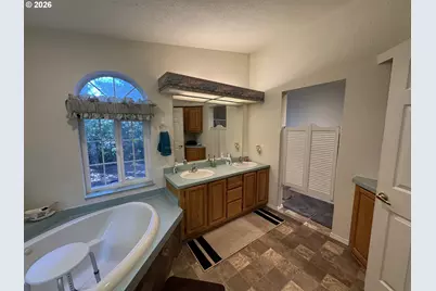307 Manzanita Dr, Florence, OR 97439 - Photo 26