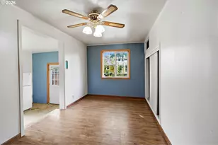 806 NE Galloway St, McMinnville, OR 97128 - Photo 8