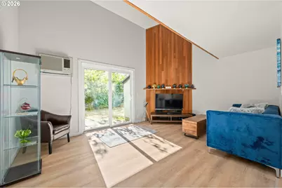 1551 Fetters Loop, Eugene, OR 97402 - Photo 8
