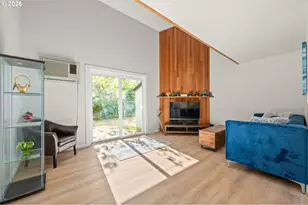 1551 Fetters Loop, Eugene, OR 97402 - Photo 8