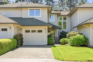 22215 Chelan Loop, West Linn, OR 97068 - Photo 2