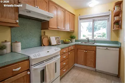 1494 Madras St, Salem, OR 97306 - Photo 4