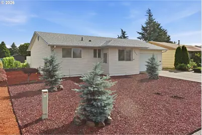 2049 W Hayes St, Woodburn, OR 97071 - Photo 1